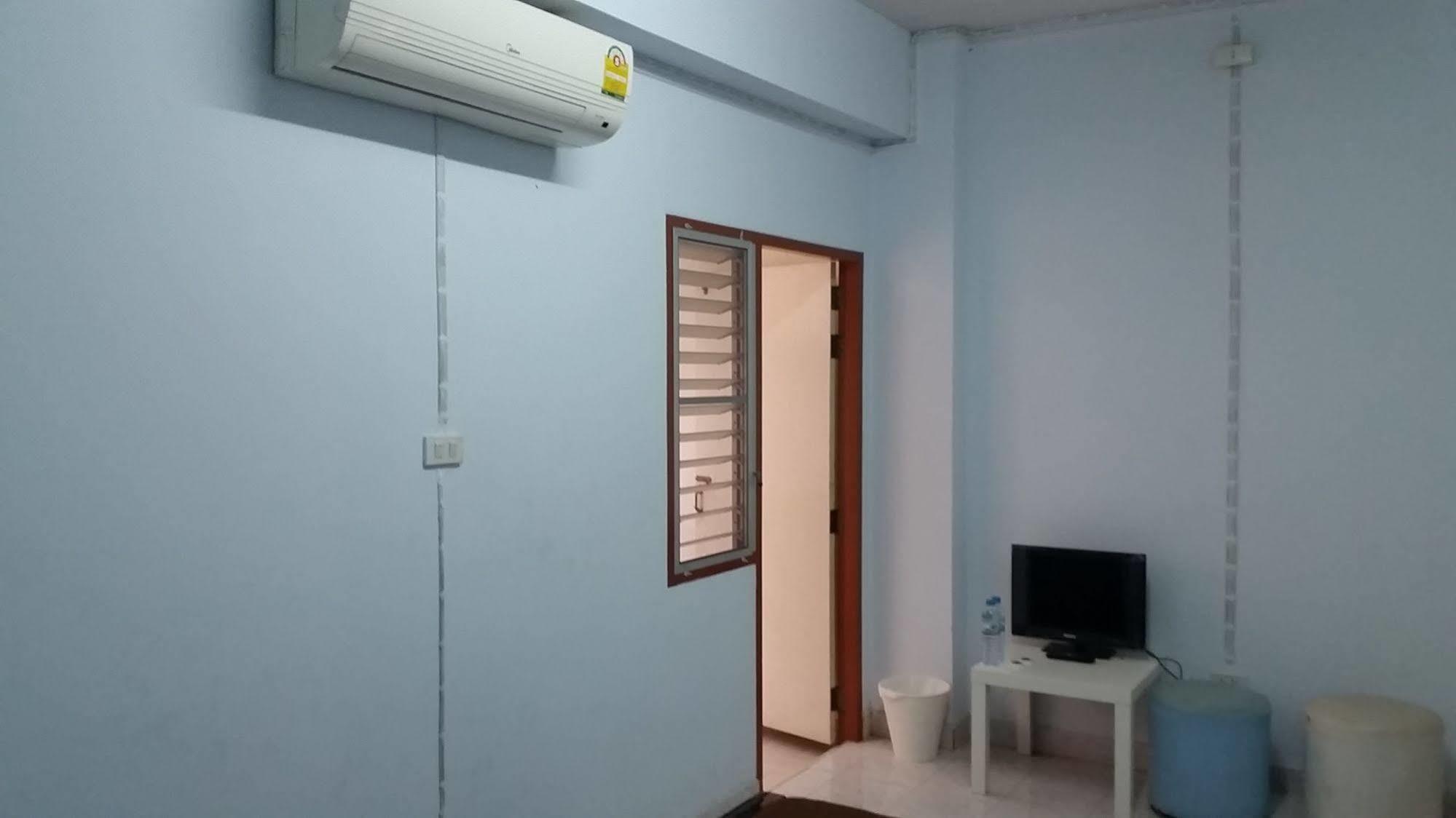فندق Nata Mansion نونتابوري المظهر الخارجي الصورة